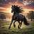 Schwarzes Pferd im Galopp bei Sonnenuntergang – Kraftvolle Tierfotografie